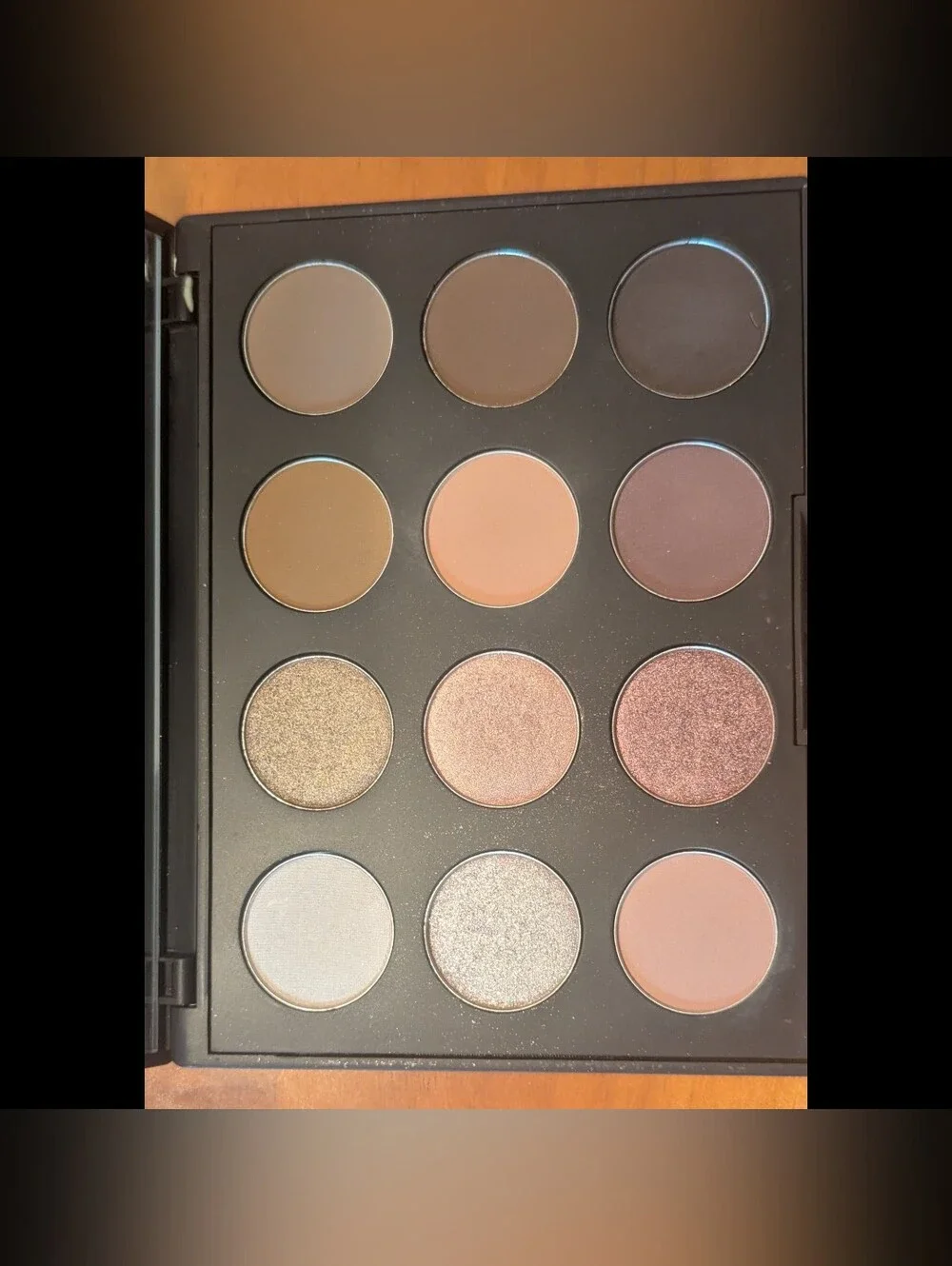 MAC Art Library Eye Shadow Palette Nude Model